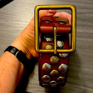 SUNDANCE ⚜️ 2” wide Brown Studded Leather Belt